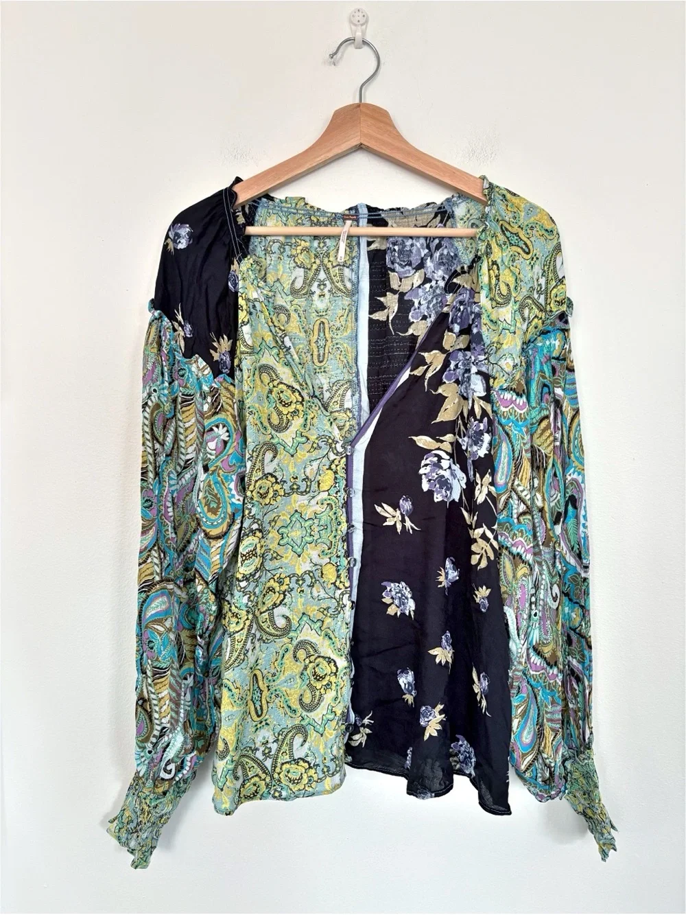 Free People || Gemini‎ Blouse Top Paisley Floral in Dark Knight Combo M NWT